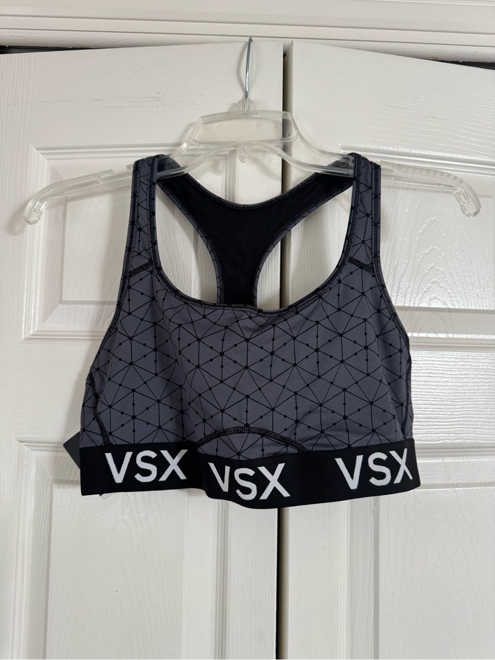 Victoria’s Secret racerback sports bra, size L NWT